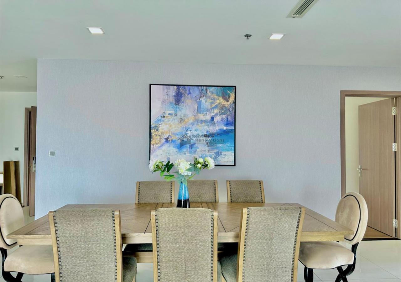 The Vinhomes Central Park Apartments - The Buildings Surrounding Landmark 81 Ciudad Ho Chi Minh  Exterior foto