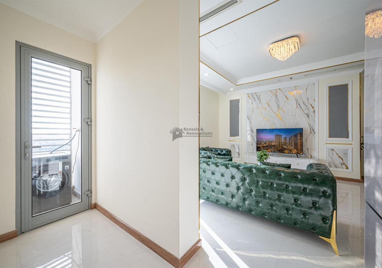 The Vinhomes Central Park Apartments - The Buildings Surrounding Landmark 81 Ciudad Ho Chi Minh  Exterior foto