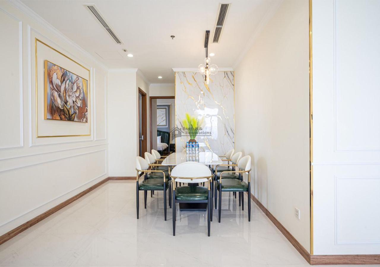The Vinhomes Central Park Apartments - The Buildings Surrounding Landmark 81 Ciudad Ho Chi Minh  Exterior foto
