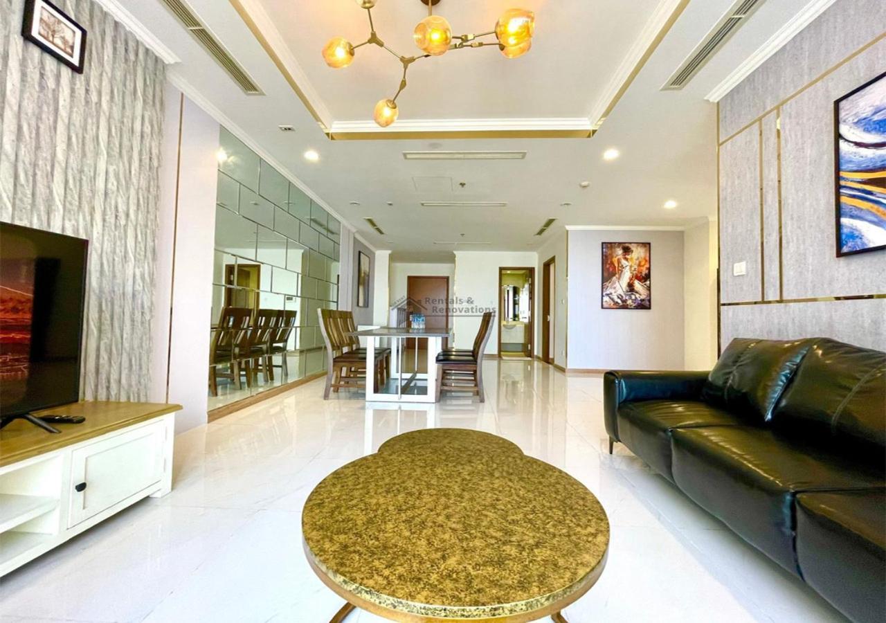 The Vinhomes Central Park Apartments - The Buildings Surrounding Landmark 81 Ciudad Ho Chi Minh  Exterior foto